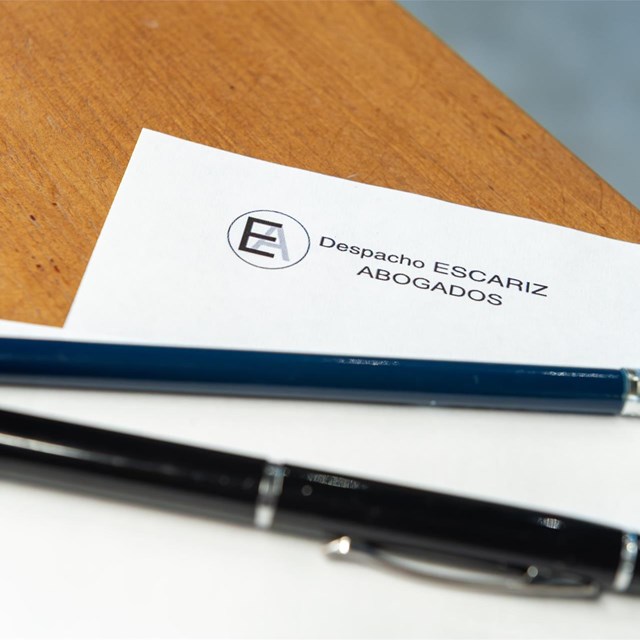 ¿Buscas profesionales expertos en derecho administrativo?