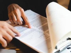 ¿Cómo reclamar una deuda a un moroso?
