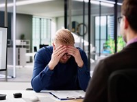 Me han despedido, ¿puedo solicitar una indemnización?